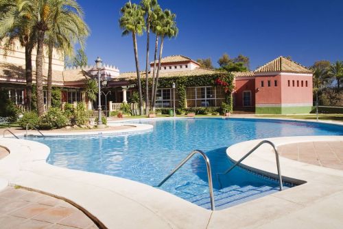 Hotel Abades Benacazón